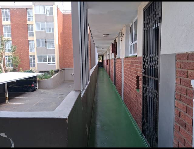 2 BEDROOM APARTMENT FOR SALE IN BLUFF